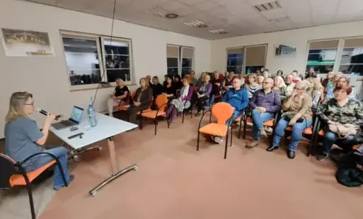 Zdjęcie do Spotkanie z podr&oacute;żniczką Ewą Świderską